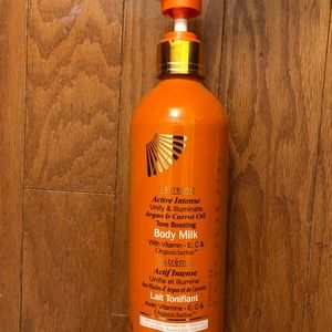 Makari Extreme Carrot & Argan Oil Toning Milk is